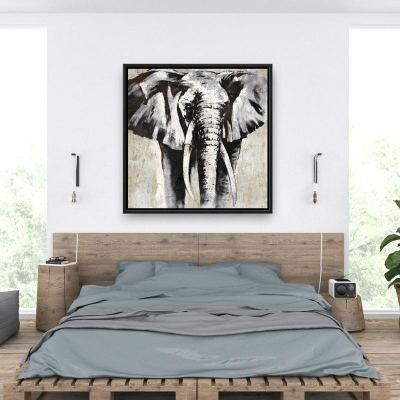 " Grayscale Elephant "