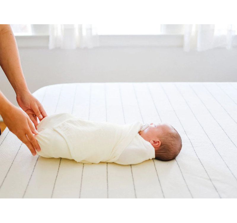 Pre-folded Swaddle, Blush