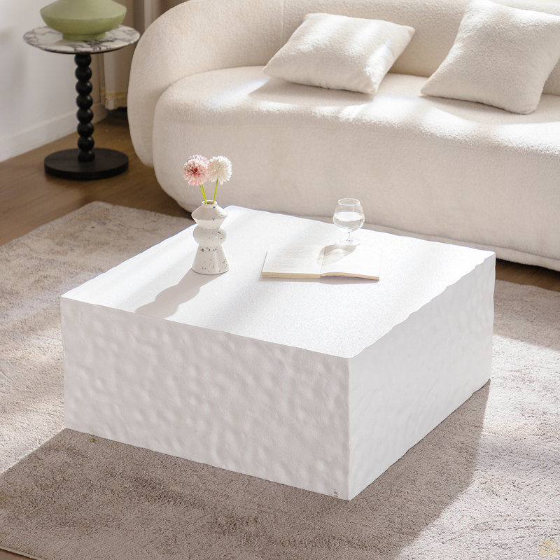 Table basse carrée
