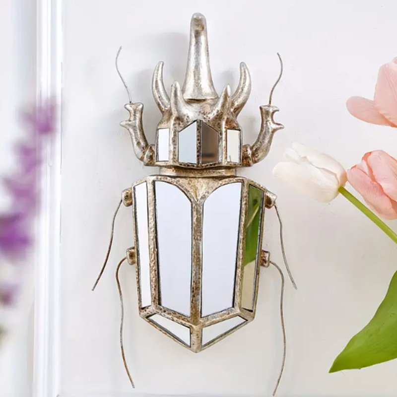 Mur de galerie Karalea Unicorn Bug Beetle