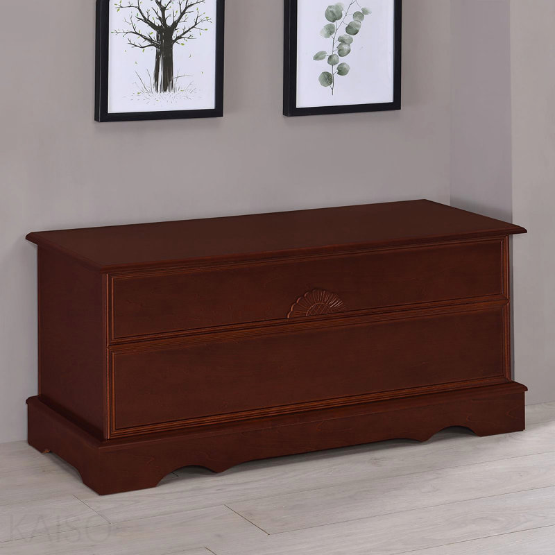 Commode rectangulaire en cèdre brun chaud