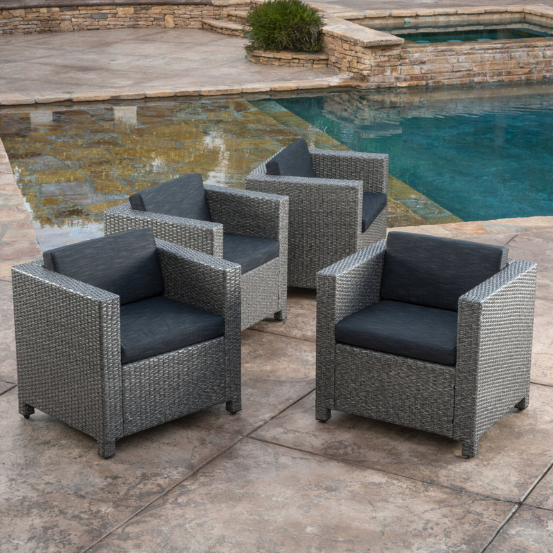 PUERTA CLUB CHAIR MP4
