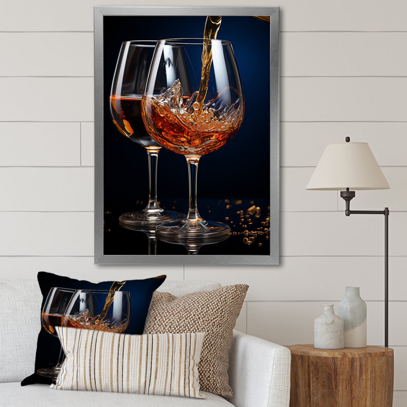 Teinte miel d'un vin doré dégoulinant, Cadre simple argenté, H 32 po x l 16 po x P 1 po