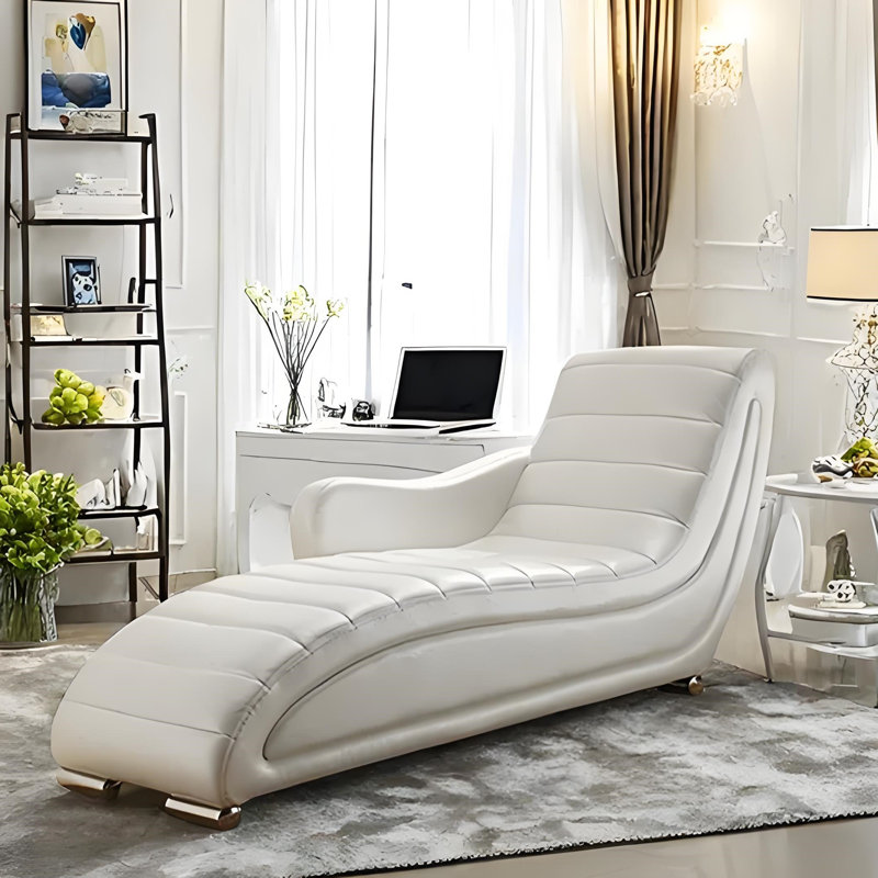 Aledo, Orienté à droite, Blanc