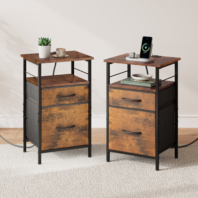 Tables de chevet 2 tiroirs Travison avec station de charge (ensemble de 2), ports USB et prises de courant, tables de chevet modernes avec tablette ouverte et rangement pour la chambre à coucher et le salon 