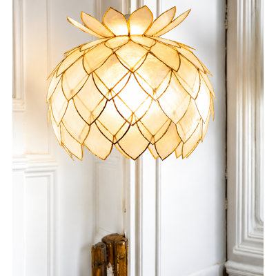 25 Shell Novelty Pendant Shade
