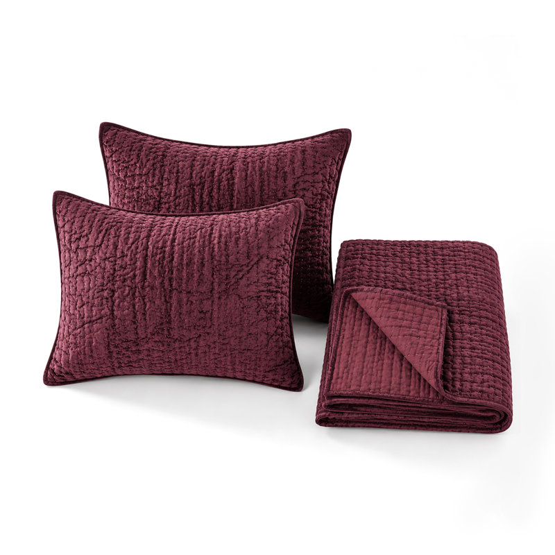Bari Velvet Quilt Set