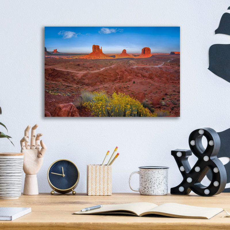 «Monument Valley» par Jonathan Ross, art mural en verre acrylique, H 12 po x l 16 po x P 0,13 po