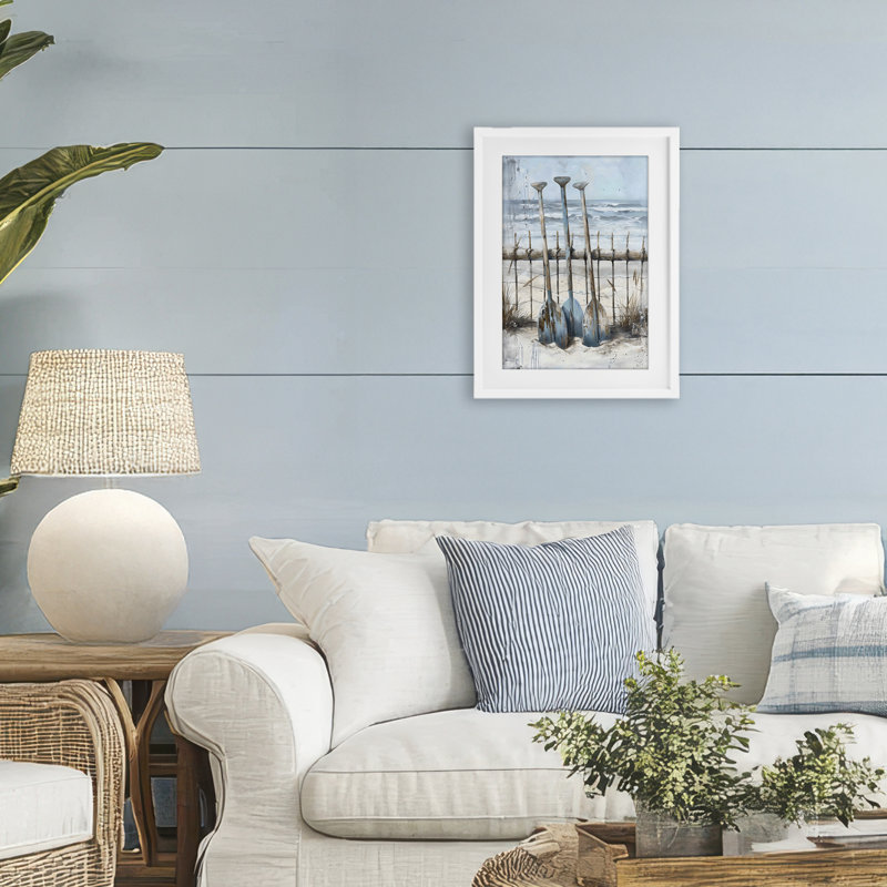 «Summer Oars Against Fence», reproduction sous verre encadrée, design par LSR Creative Studio, H 20 po x l 14 po
