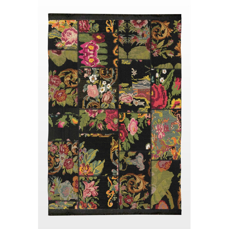 Tapis à motif tissé Karabagh, Sous-tapis rectangulaire de 3 pi 3 po x 4 pi 11 po