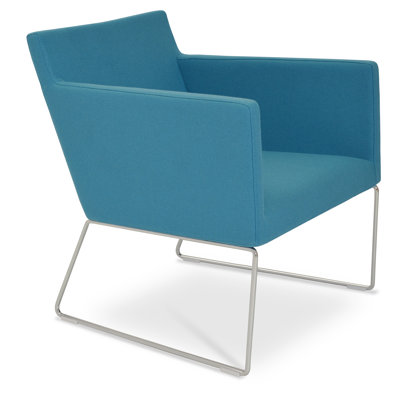 Vogue 26" W Armchair