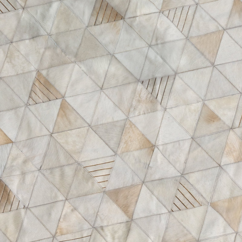 Trilogia Cowhide Geometric Area Rug, Round 6'6"
