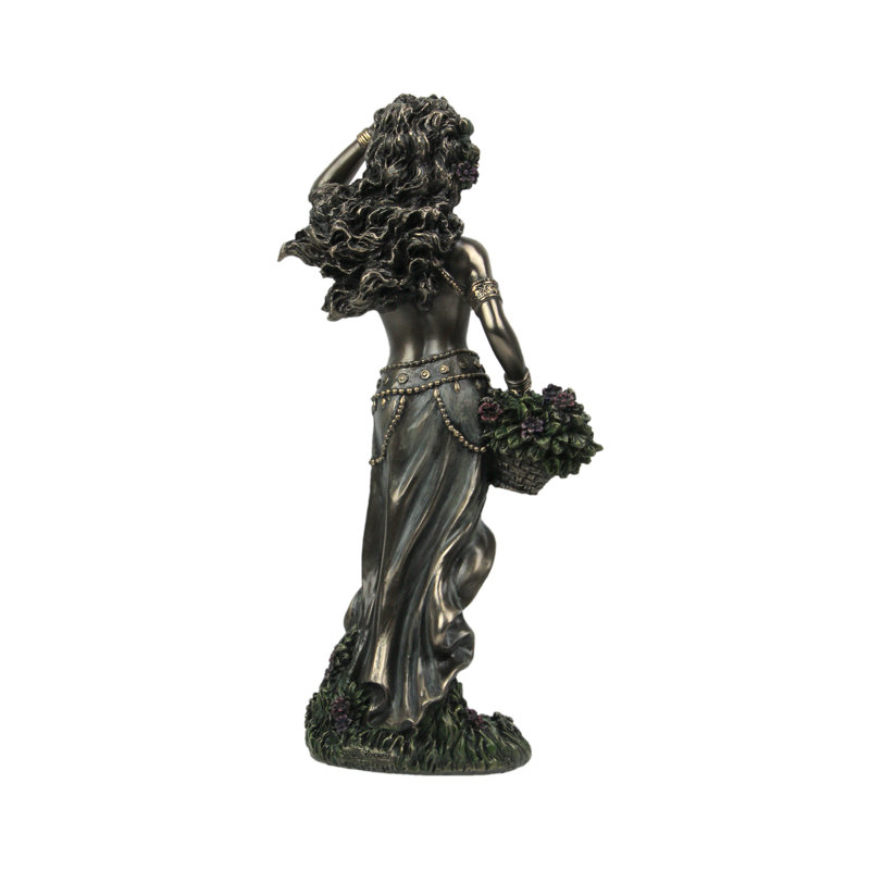 Lucile Animals Statue