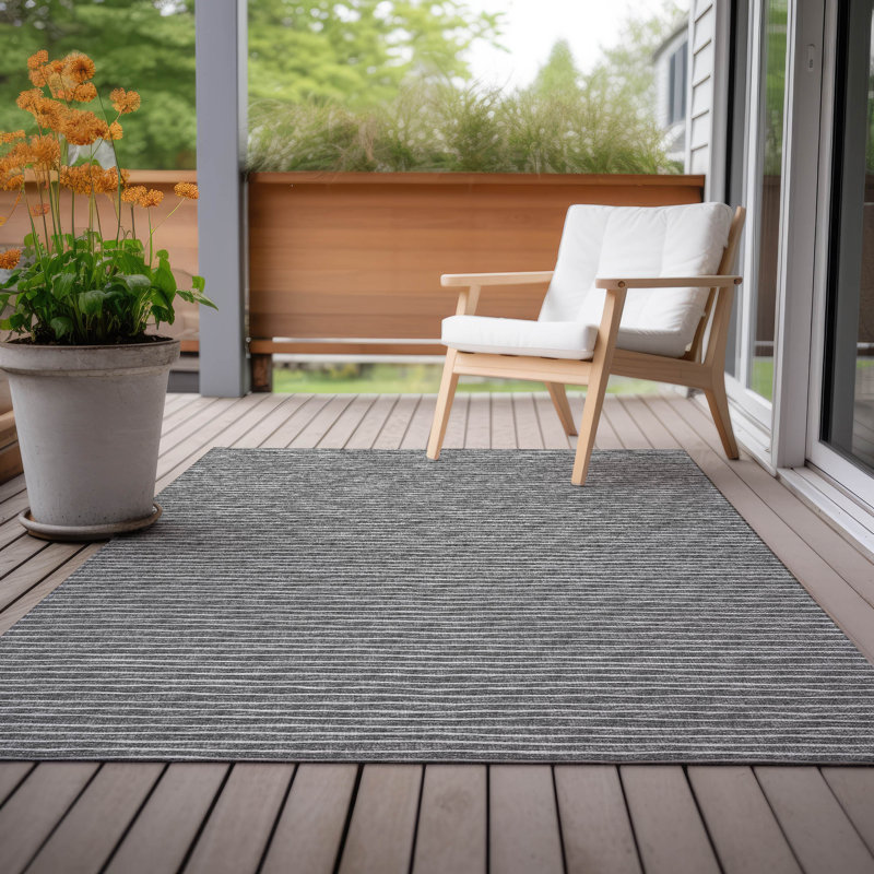 Loreen Washable Striped Indoor / Outdoor Rug, Rectangle 9' x 12'