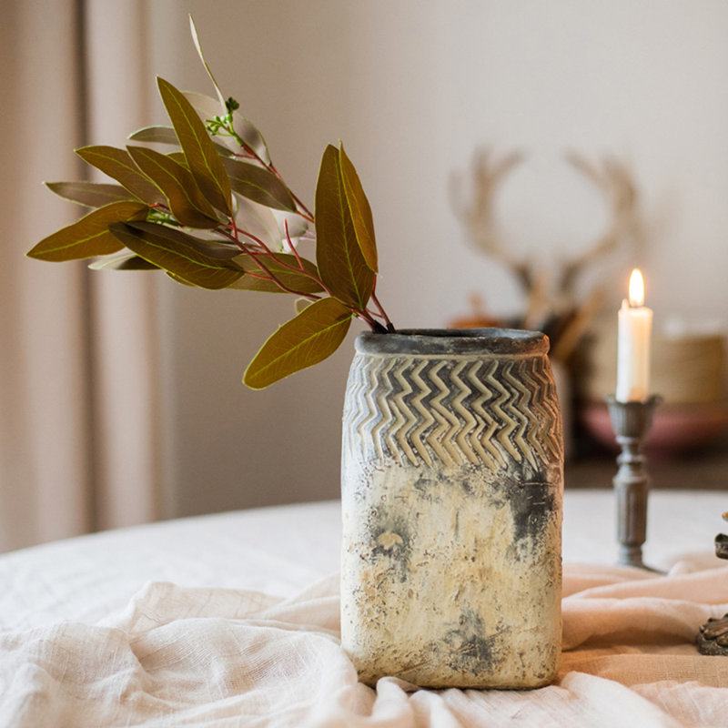 Branche d’eucalyptus artificielle 17,7 po