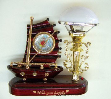 Brumit Figurines & Sculptures