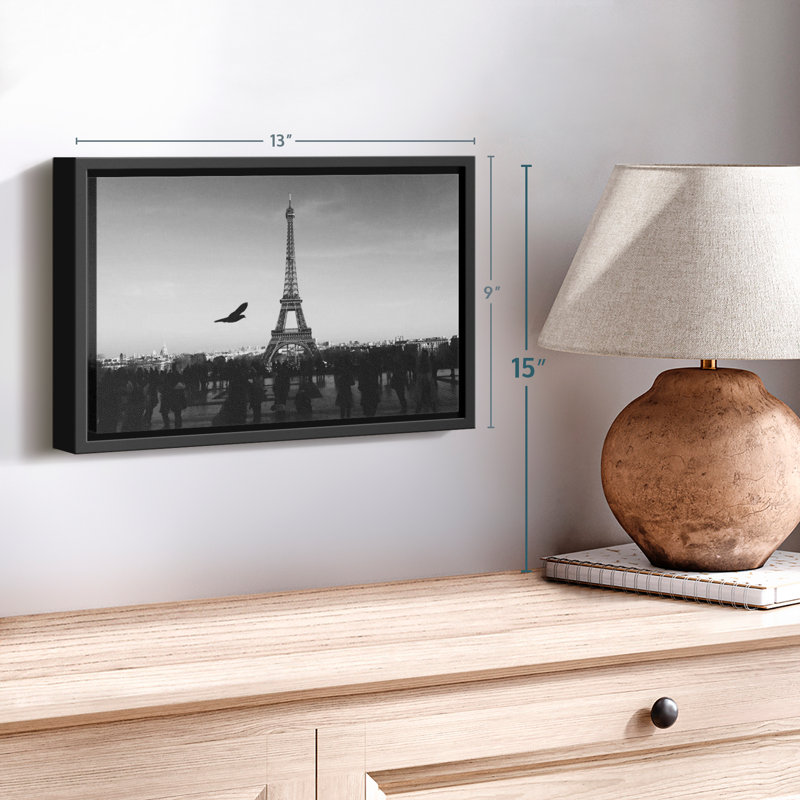 «Overcast Eiffel Tower Wall Art», H 9 po x l 13 po