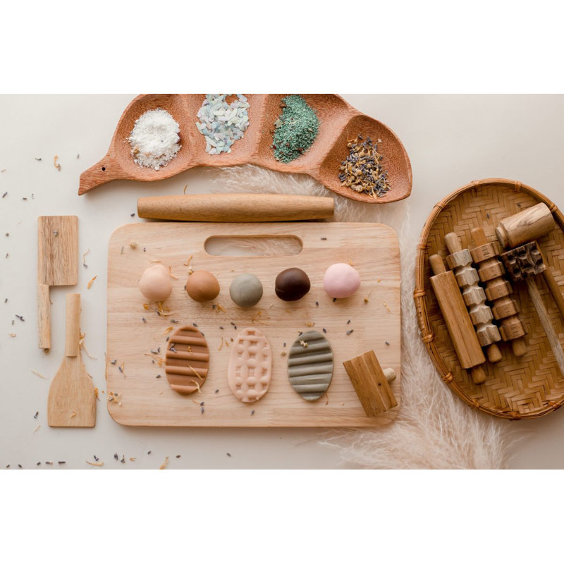 Ensemble de pâte à modeler en bois