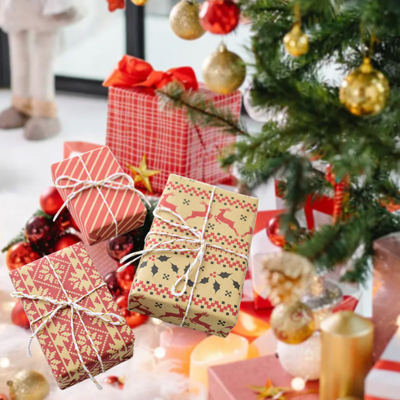Ensemble de 3 boîtes en forme de mousse de Noël, A
