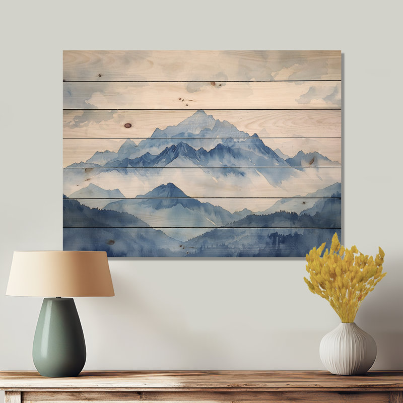 Hiver bleu et blanc Mountain Majesty I - paysage de montagnes, impression sur bois bleu sur bois de pin naturel