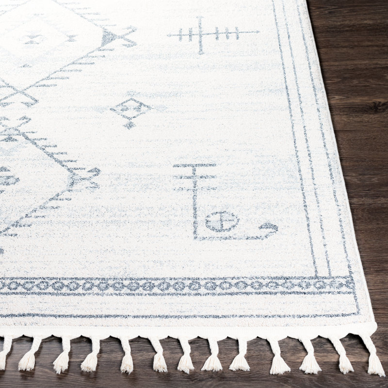 Oriental Indoor Rug, Rectangle 6'7" x 9'