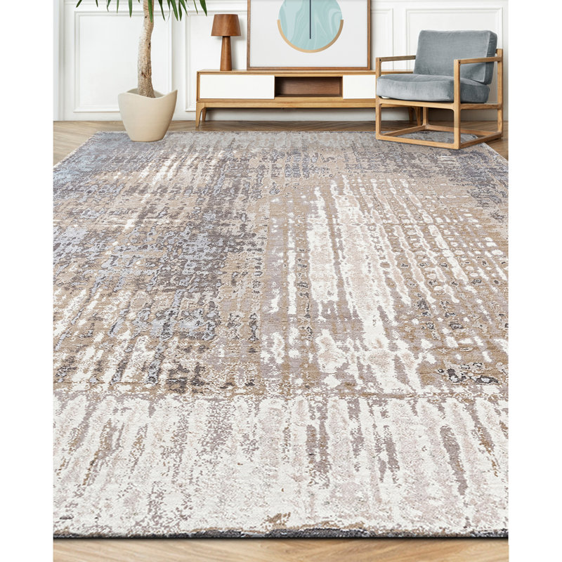 Hand Knotted Area Rug in Beige And Silver, Rectangle 5' x 8'