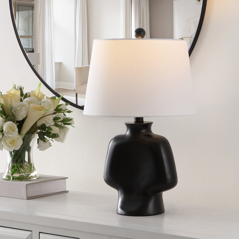 Lampe de table en résine Kei