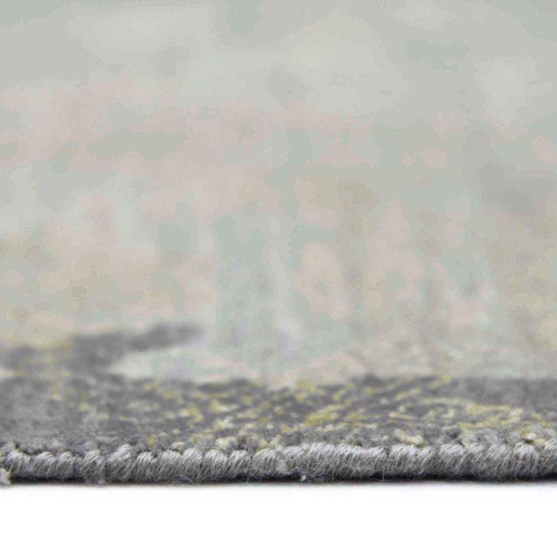 Pearl Geometric Area Rug in Gray, Rectangle 8' x 10'