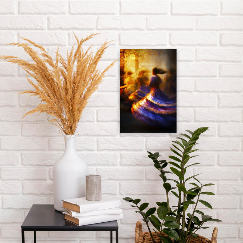 «Vibrant Dancers Spinning Colorful Dreamy Ethereal», art mural, H 18 po x l 12 po