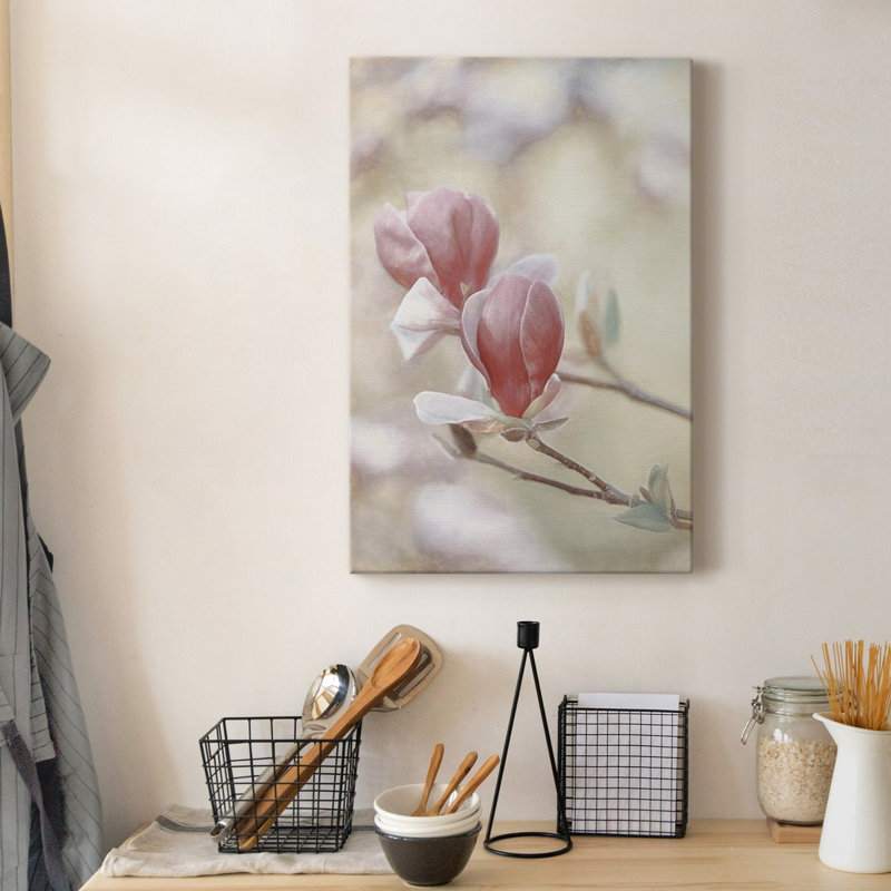 «Blooming Hearts», impression sur toile tendue, H 60 po x l 40 po x P 1 po