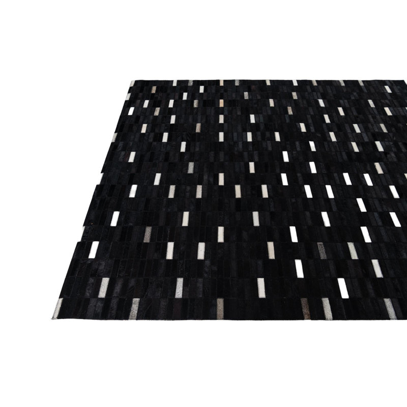 Tapis noir Juliana