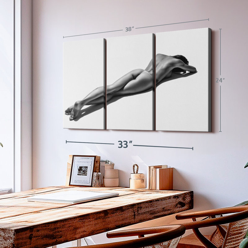 «Noir Sunbathing Model» sur, H 24 po x l 38 po