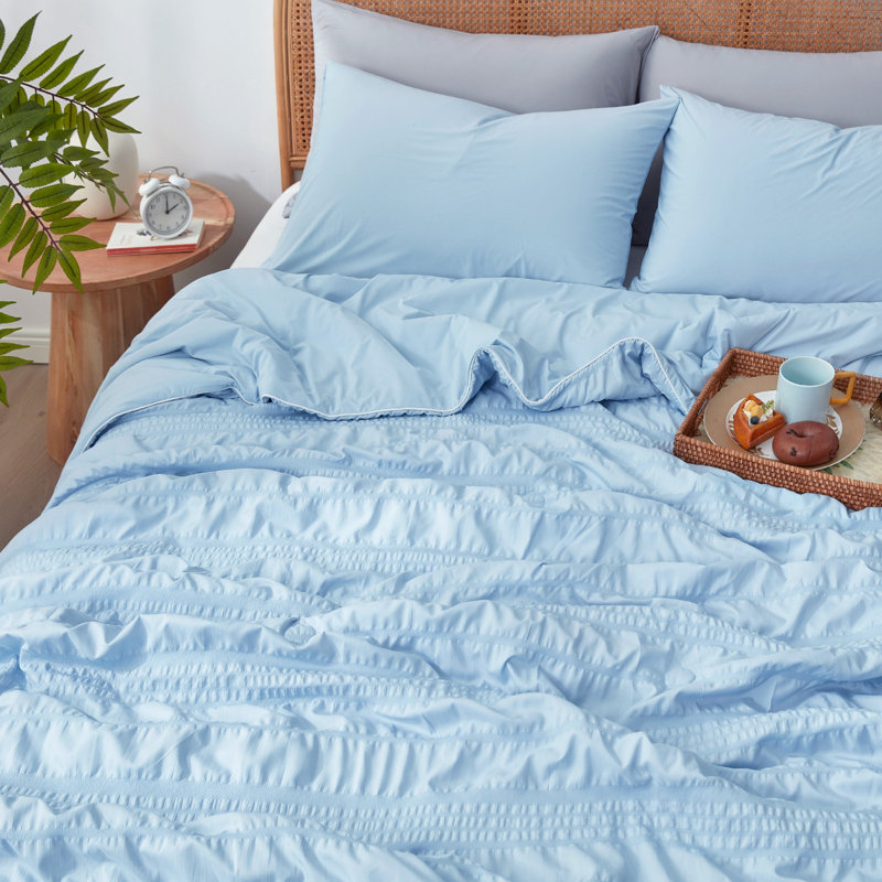 Lightweight Comforter Seersucker Summer Quilt Breathable Summer Blanket Cooling Comforter, Blue, Twin Comforter