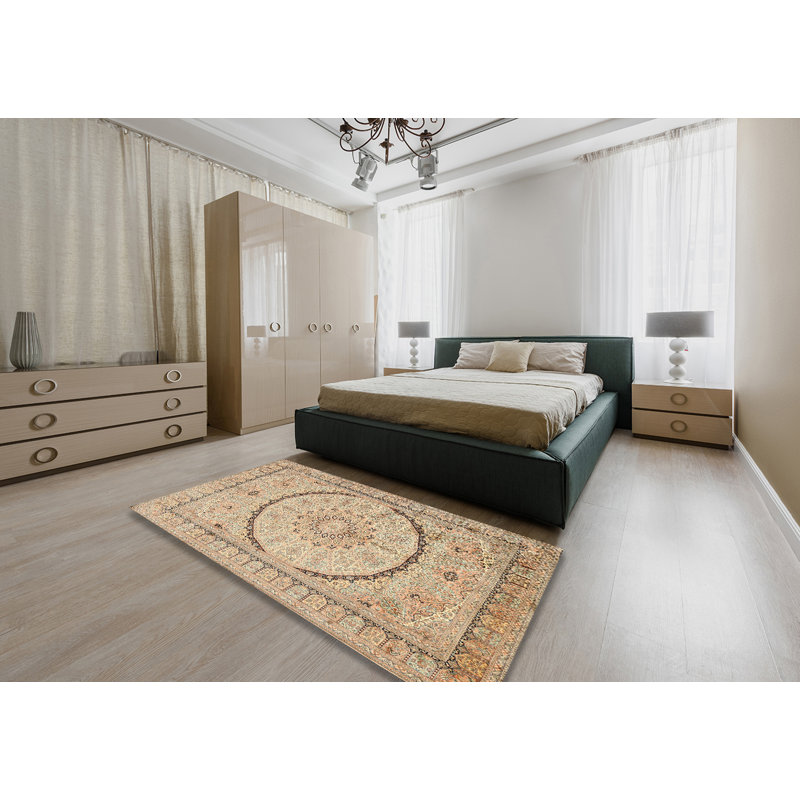 Tapis gris/noir/beige traditionnel, Rectangle 4 pi x 6 pi