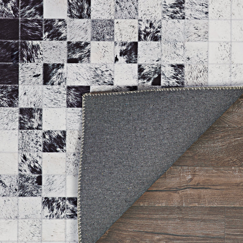 Derk Geometric Indoor Rug, Rectangle 2' x 3' 7"