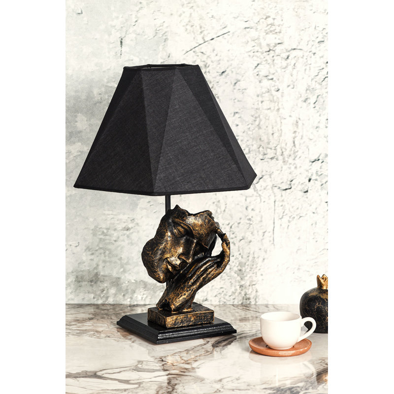 Lampe de table en métal