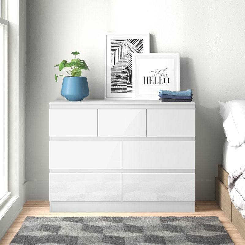 Carlton 7 Drawer Merchant Chest Of Drawers: 4 + 3 Configuration. Matt Finish. Scratch Resistant. Modern No Handle Design.
