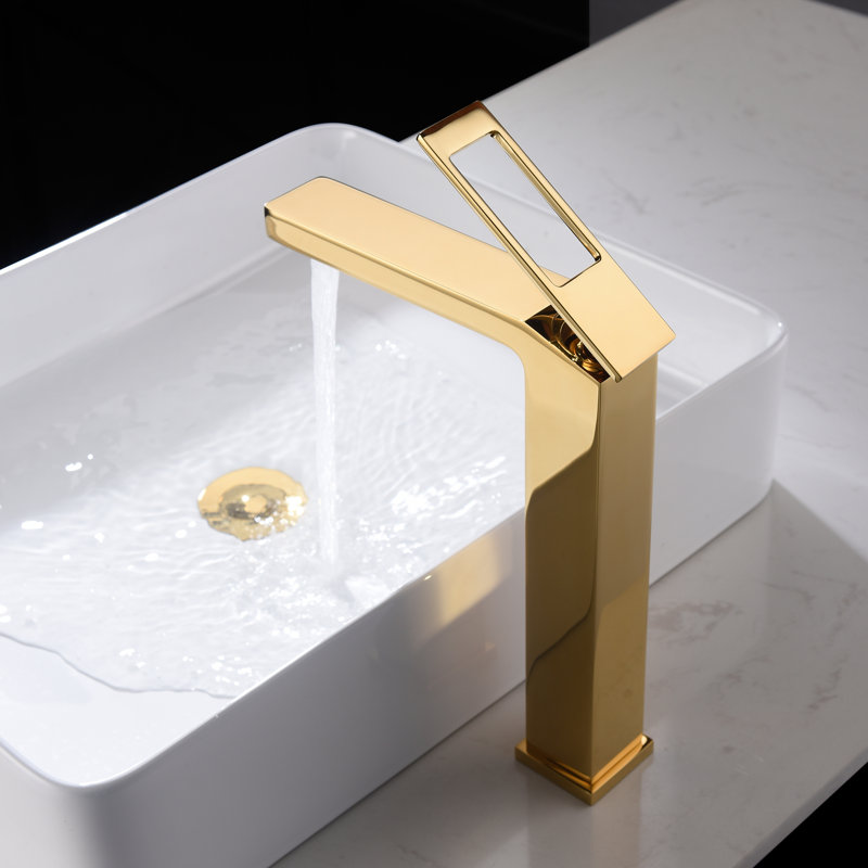 Single-handle Bathroom Faucet with Drain Assembly