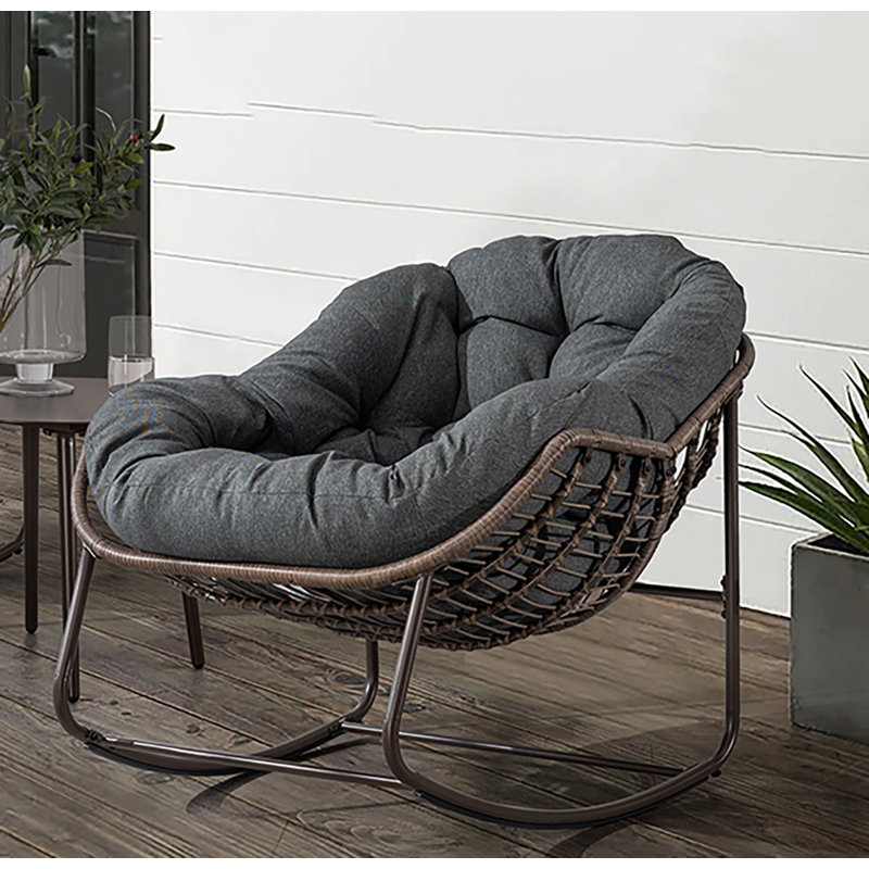 Chaise berçante en acier Dyess