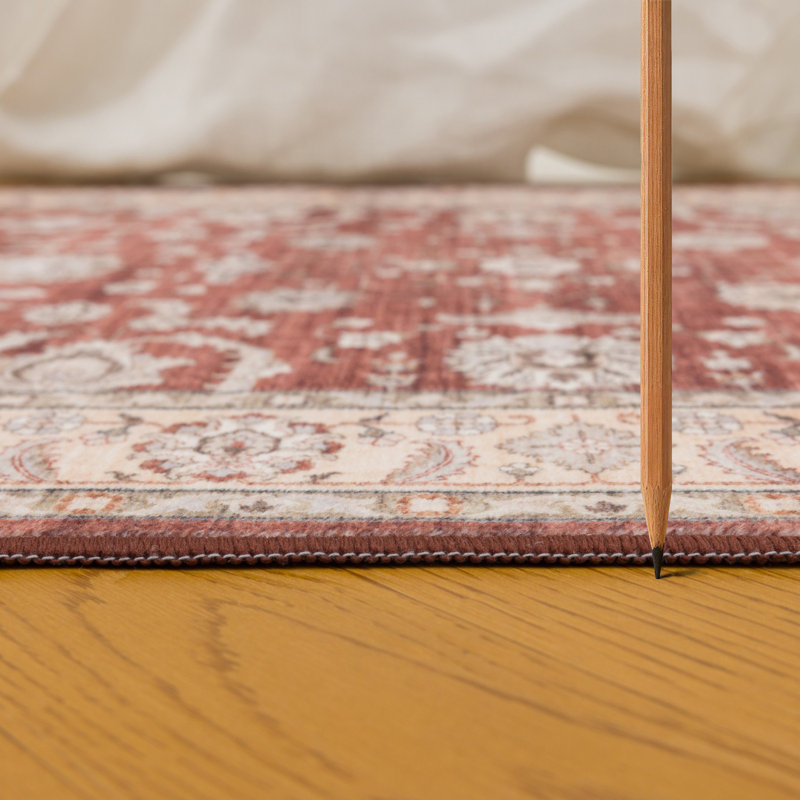 Eaglin 1A5761262871432A9C1010F7A9B5832D Red Area Rug, 94" x 118"