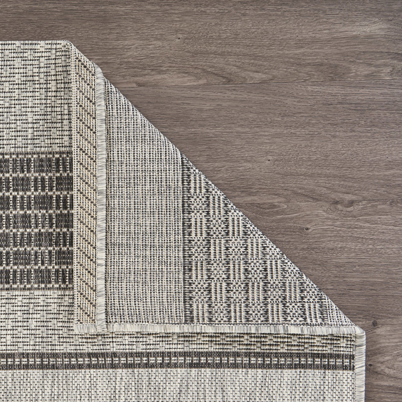 Maiah Striped Indoor / Outdoor Rug, Rectangle 7'9" x 9'9"