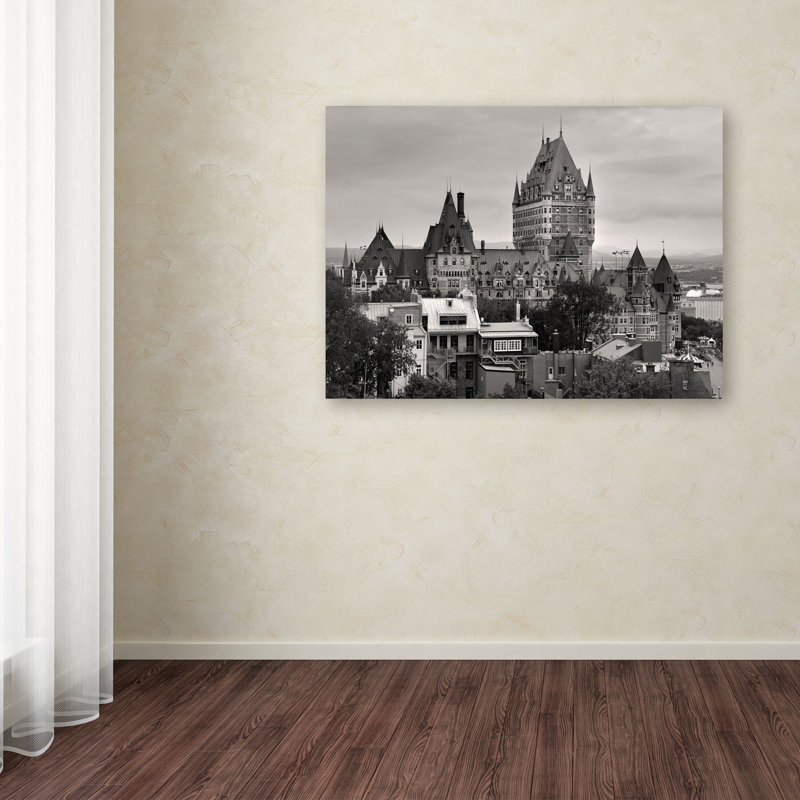 « québec city » par pierre leclerc,, reproduction de photo sur toile, H 14 po x l 19 po x P 2 po