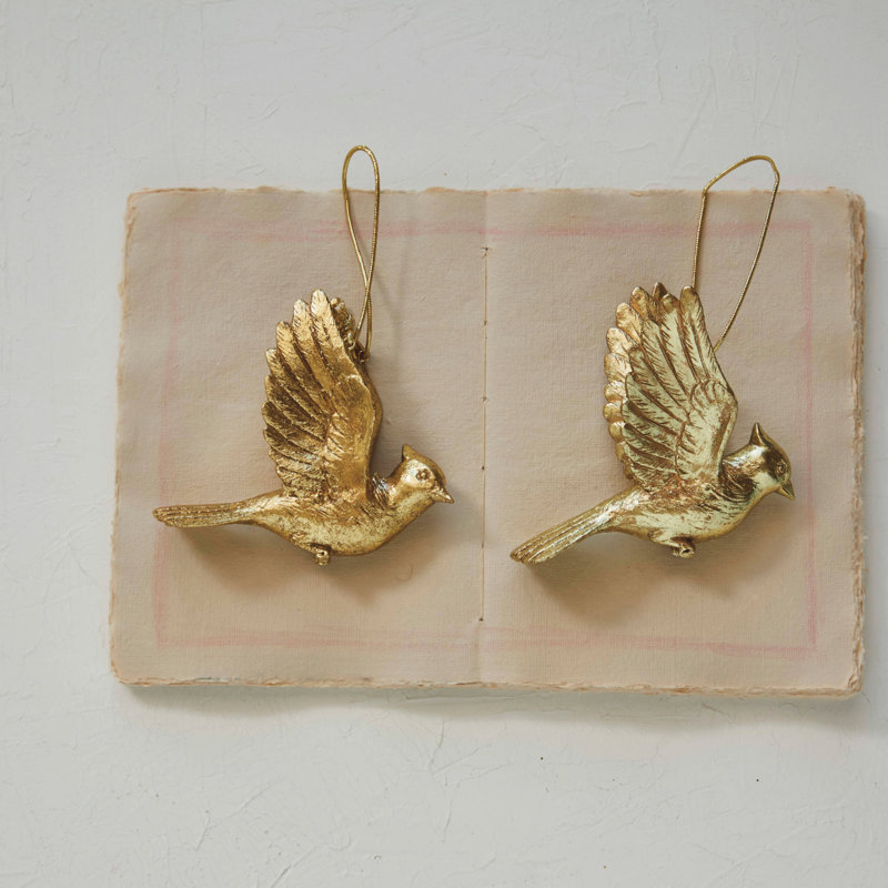 Resin Cardinal Ornament For Decorations