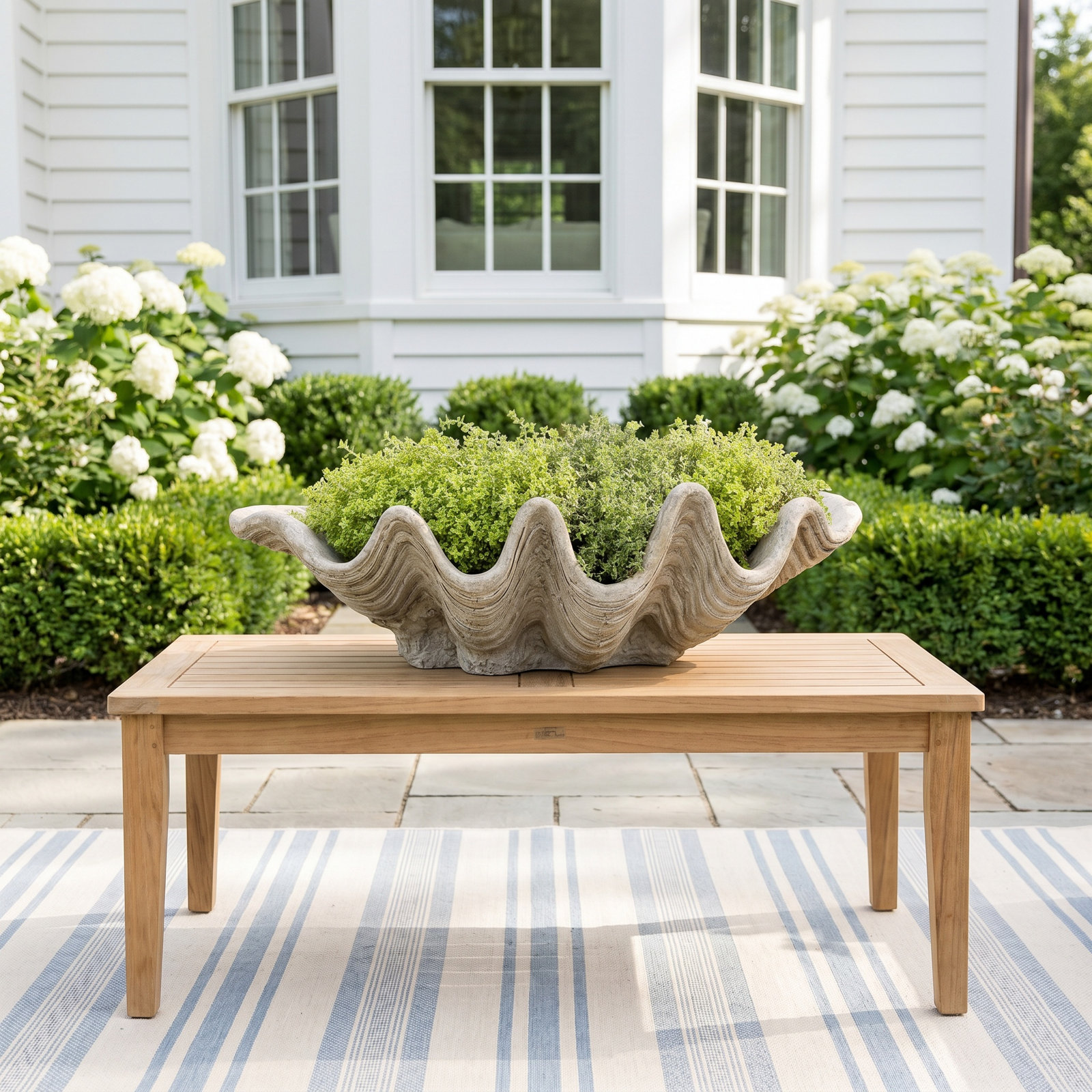 22" Pot Planter, Natural