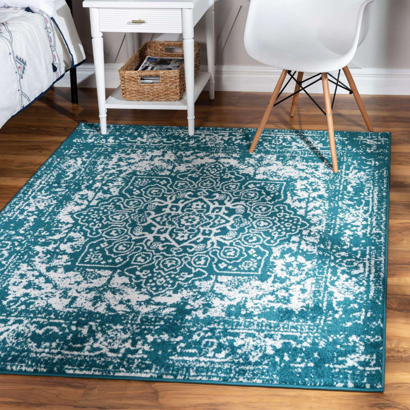 Madline Oriental Indoor Rug, Square 7'10"