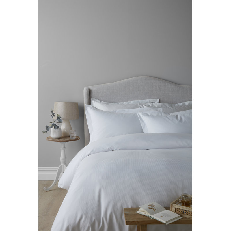 Beaumont Cotton Striped Duvet Cover Set with Pillowcases, Single 1 - Standard Pillowcase