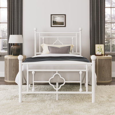 Ajayceon Metal Platform Bed Frame With Vintage-Style Headboard And Footboard
