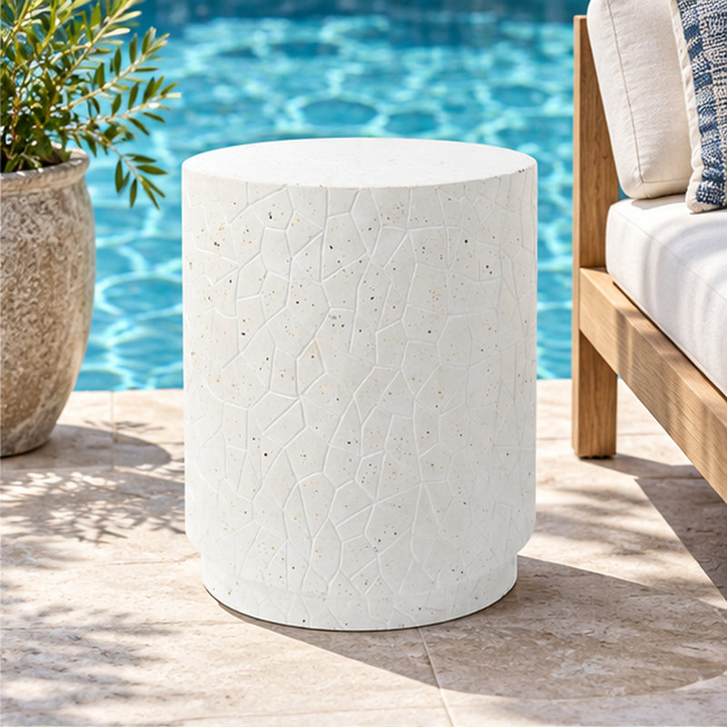 Table d'appoint d'extérieur en béton blanc Terrazzo