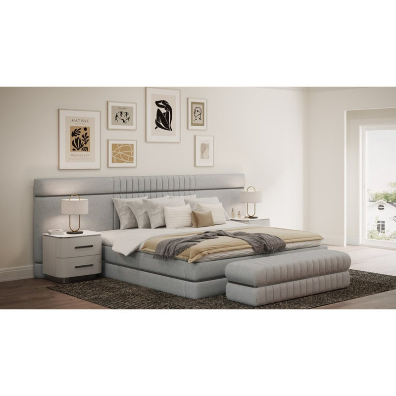 Toria Upholstered King Bed