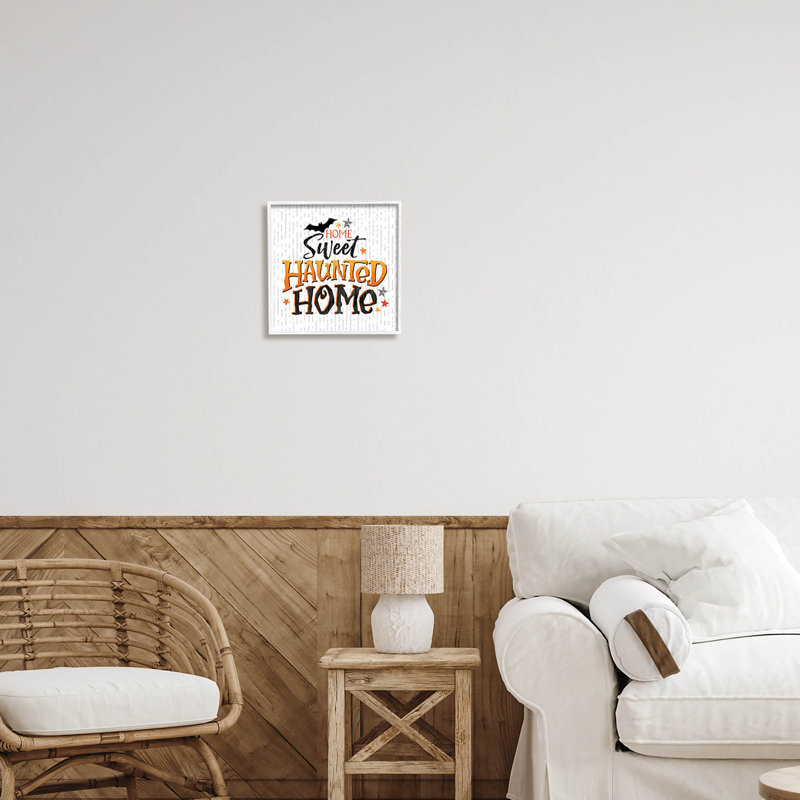 Doux maison hantée à motifs - 163, H 12 po x l 12 po x P 1,5 po, Giclée encadrée blanc bord de mer